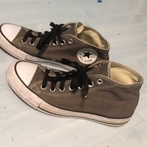 Converse size 7